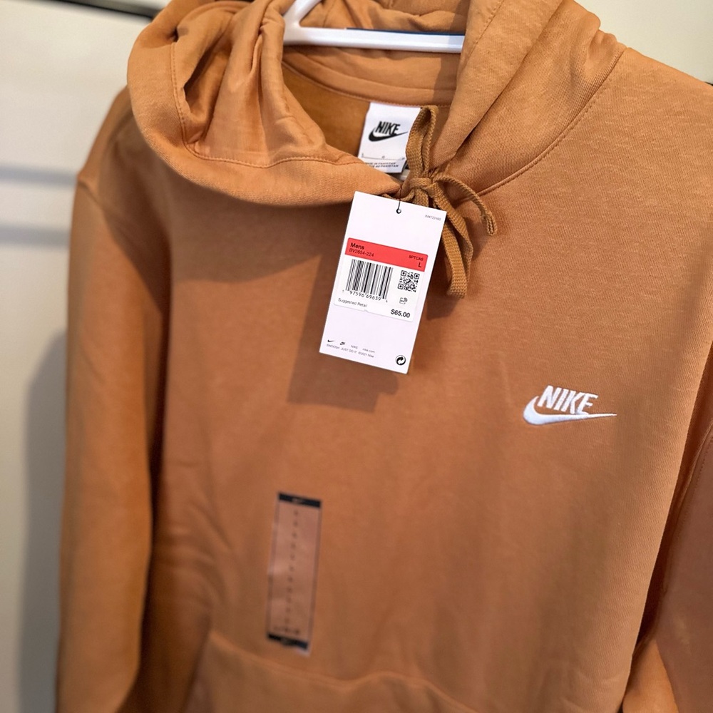 Men’s Nike cameo Hoodie with Embroidered Logo NWT size M